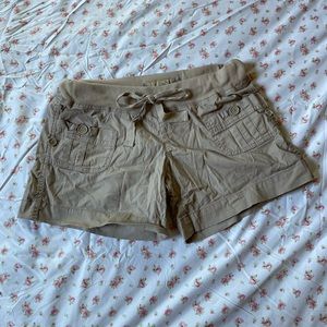 Vintage 2000’s Low Rise Cargo Shorts